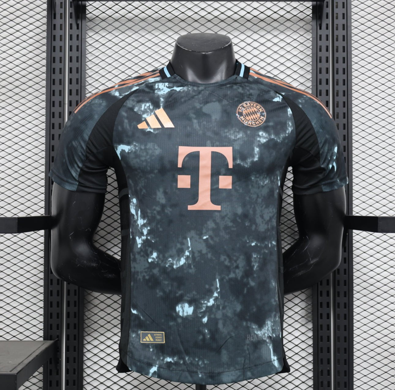 Bayern Munich away jersey 24-25 - Secteur Sport