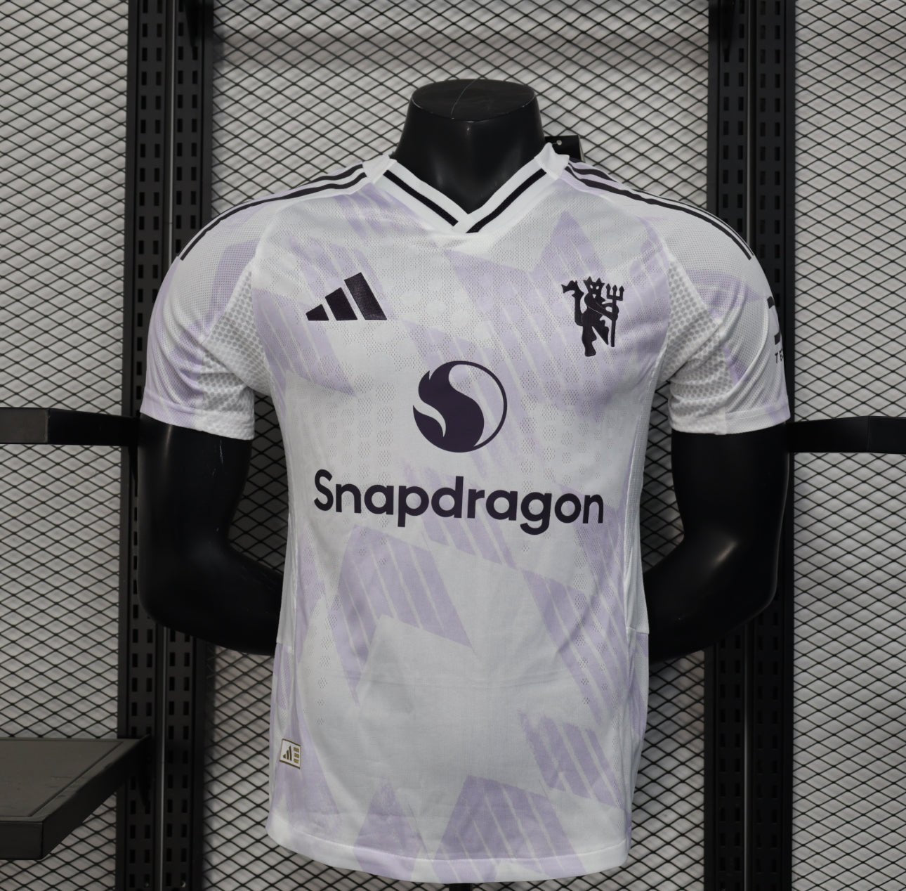 Manchester United Away jersey 25-26 - Secteur Sport